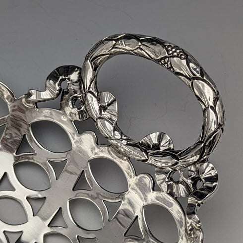 1911年 英国アンティーク 純銀製ボウル ピアス装飾 452g MAPPIN&WEBB